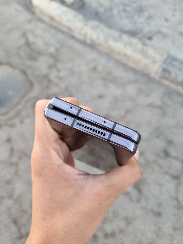 Samsung galaxy z fold 4 8/256gb ideal