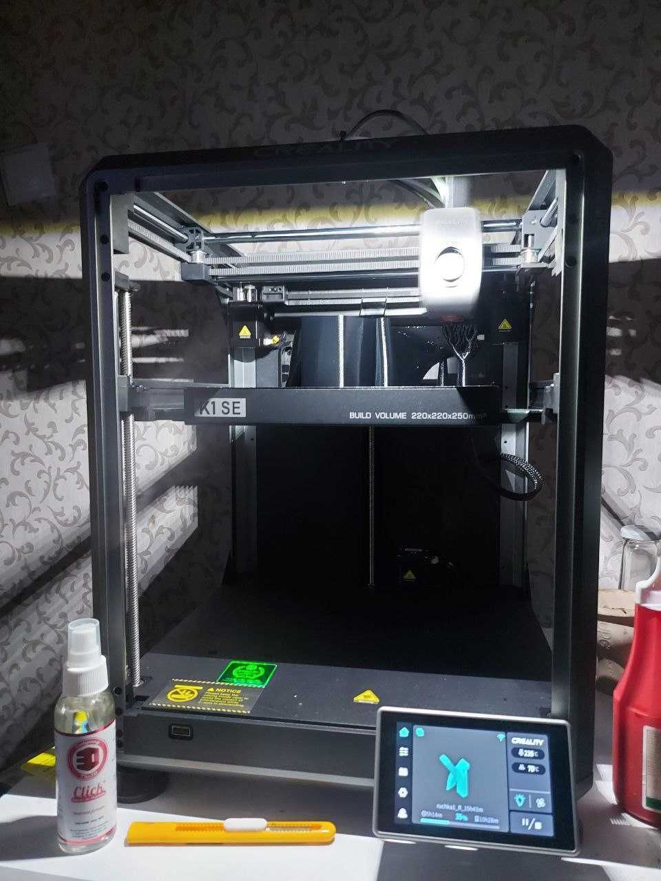 Продаю практически новый 3д принтер Creality K1 SE