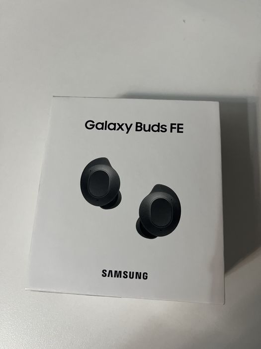 Продам наушники оригинал