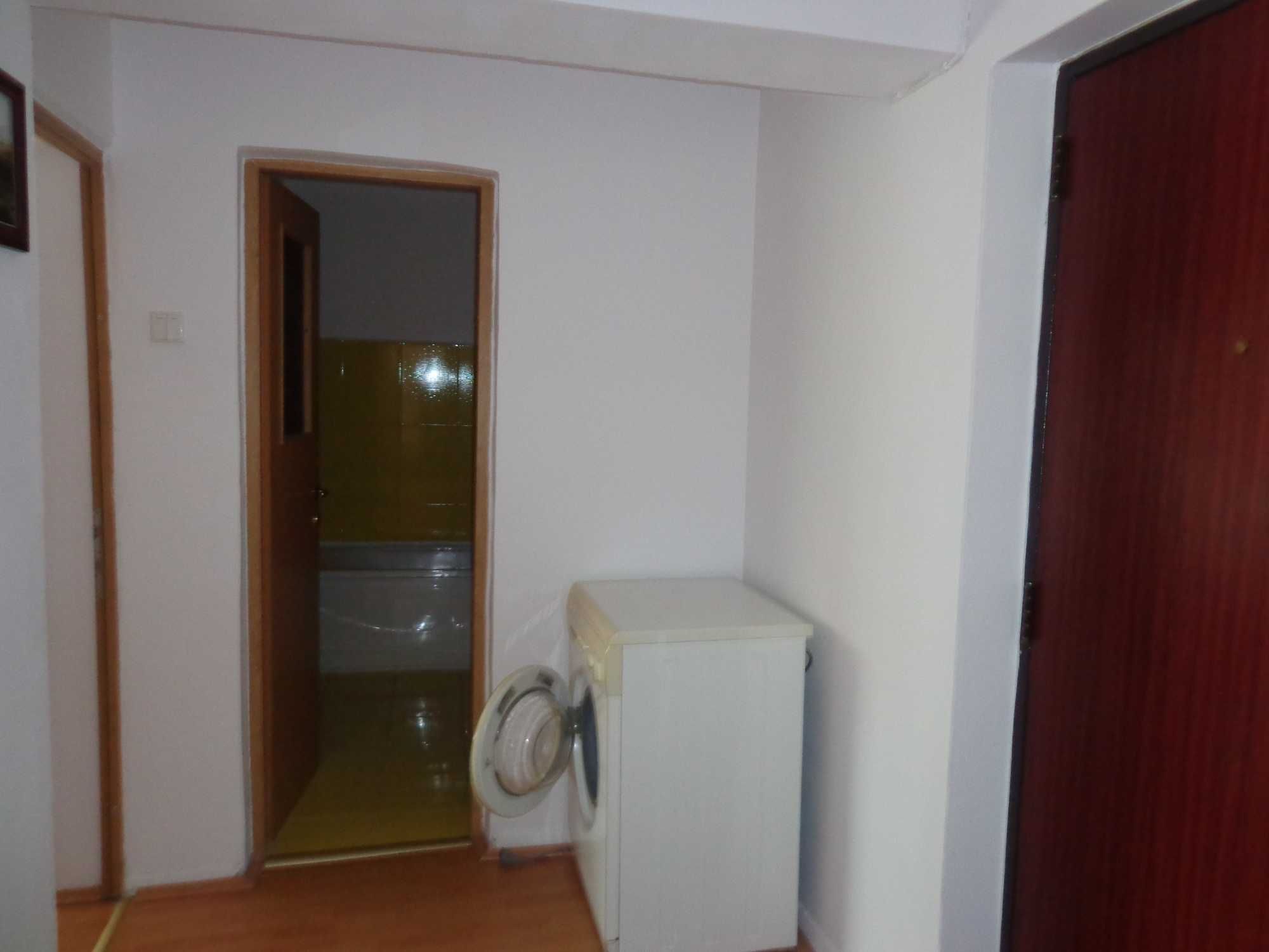 Apartament  2 camere de închiriat