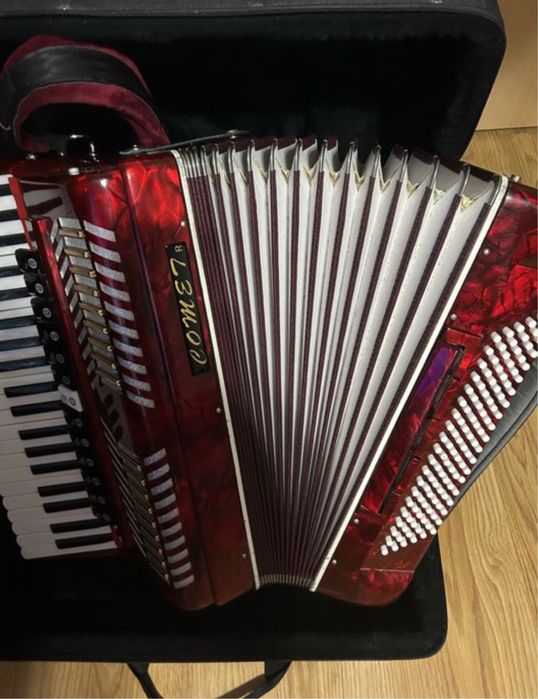 Acordeon comet 120basi