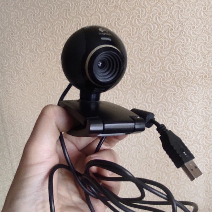 Вебкамера Logitech