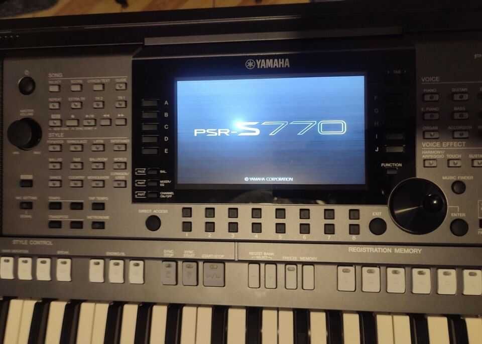 Vand claviatura electronica Yamaha PSR- S770