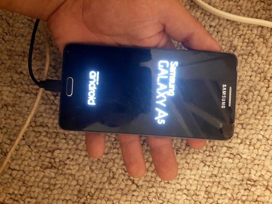 Telefoane de vânzare