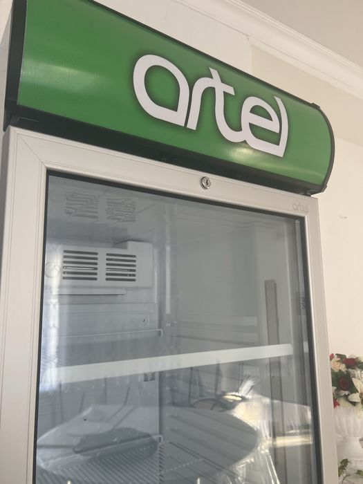 Продам холодильник