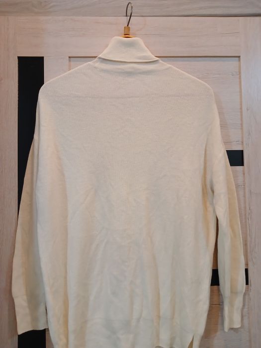 Корейская стильная водолазка. Koreyskiy stilniy vodolazka