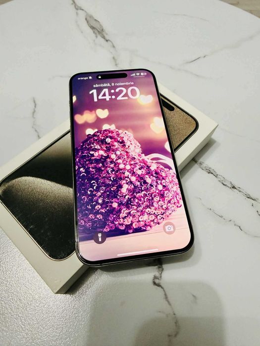 iPhone 15 Pro Max ( Nu 16 / 17  Pro Max ) ca NOU