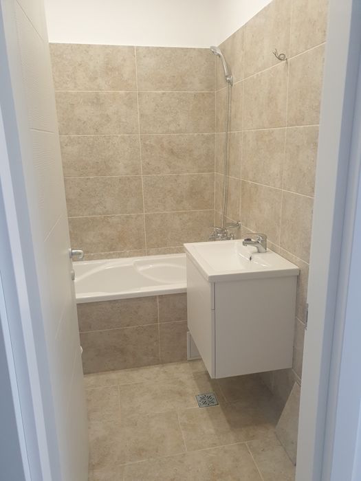 Garsoniera de inchiriat.