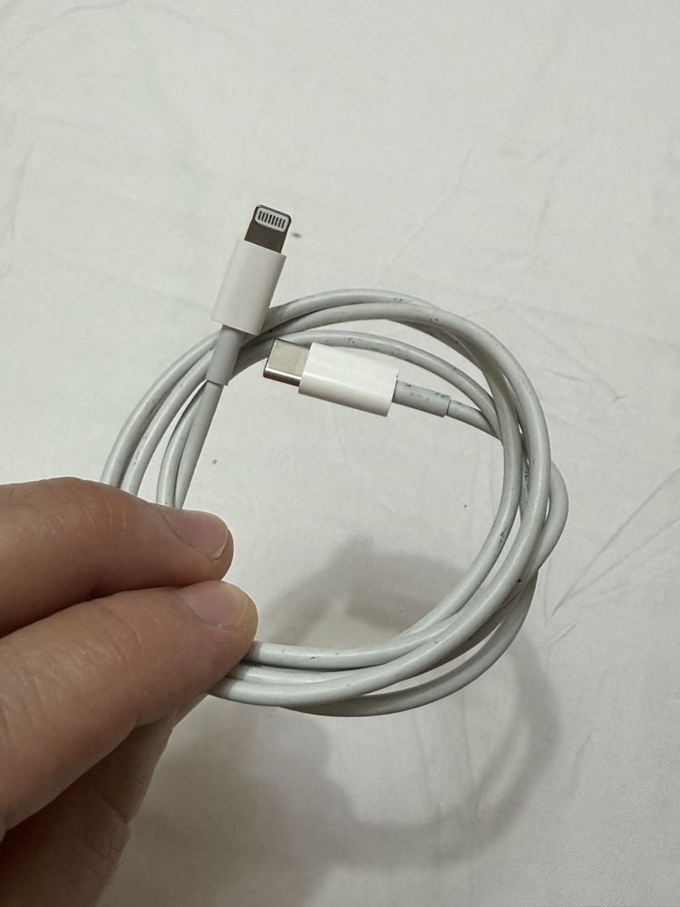 зарядка для Айфона с кабелем