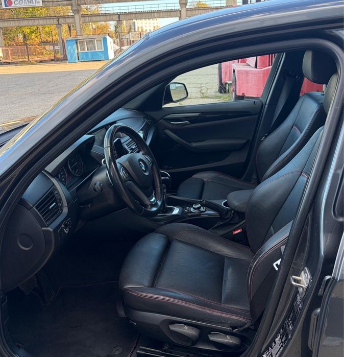 BMW X1   X DRIVE 2013