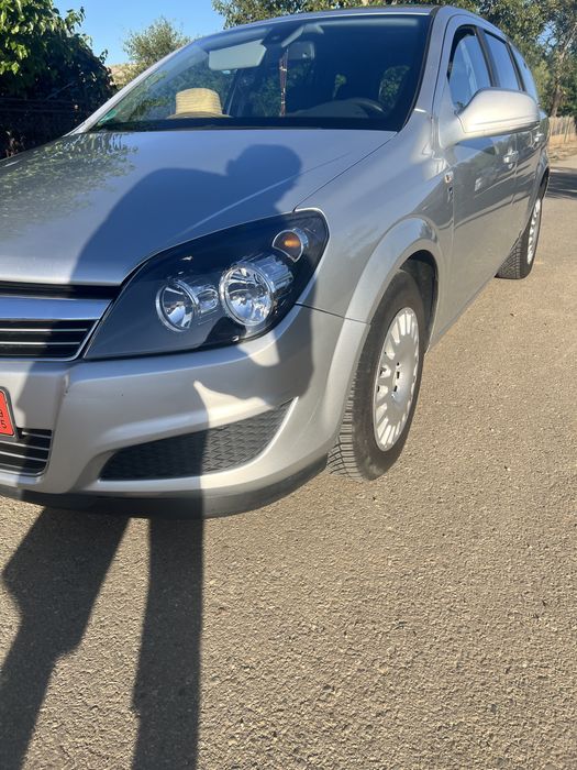 Opel astra h 2010 1,7 D