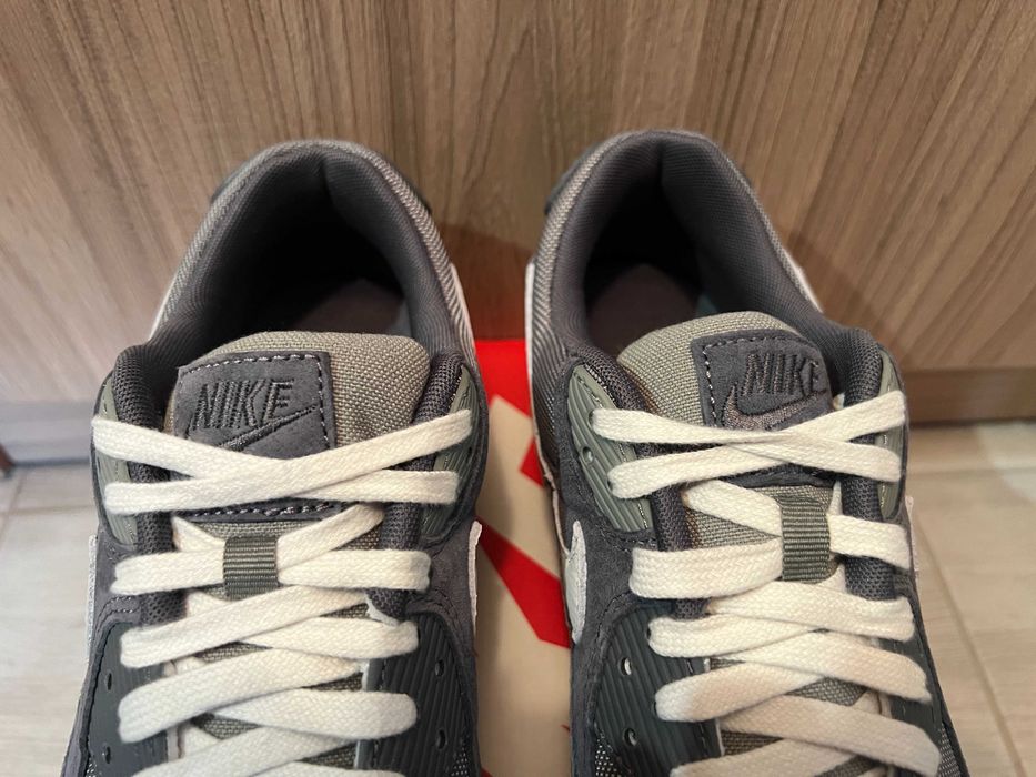 nike AIR MAX 90 PREMIUM мъжки маратонки номер 40,5