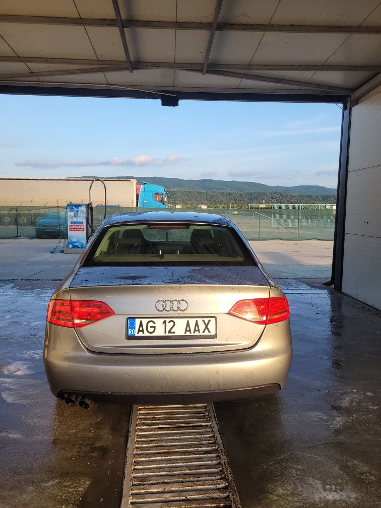 Audi a4 b8 din 2008