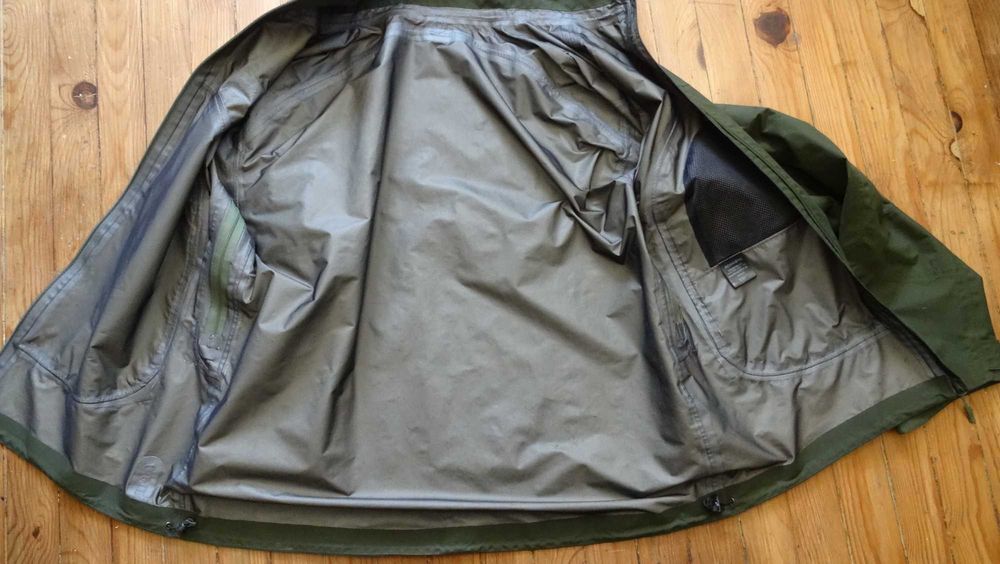 norrona XXL яке и XL панталон модел vassfaret gore tex GTX