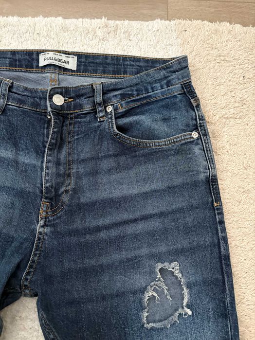 Blugi Barbati Pull & Bear Skinny Fit Marimea 32 -EUR42- cu rupturi