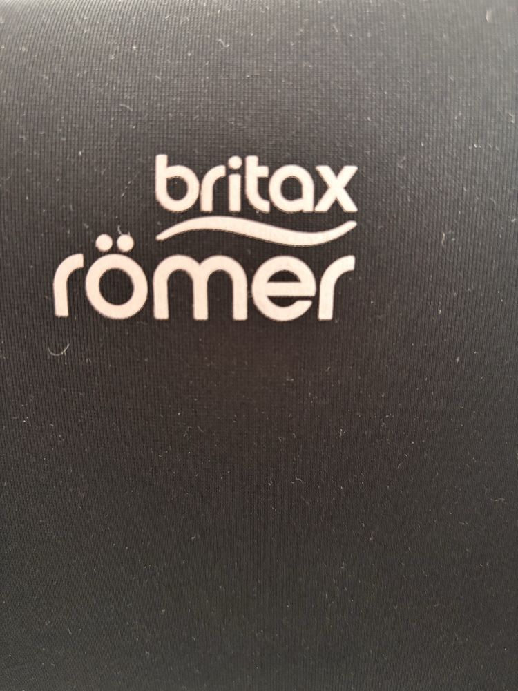 2 бр детски столчета за кола Britax Romer Evolva 123 Plus