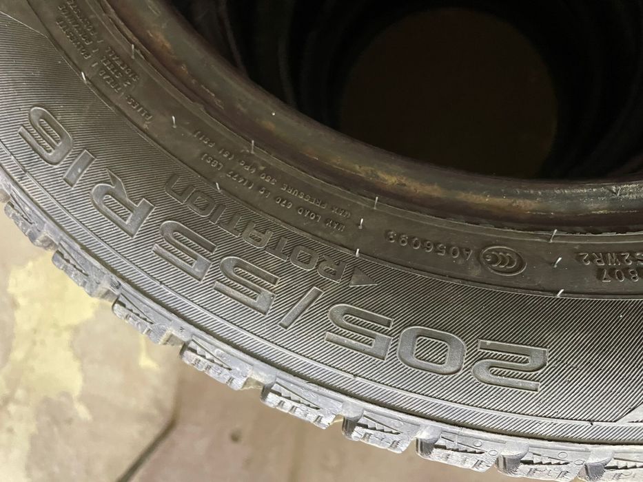 205/55/16 продам шины