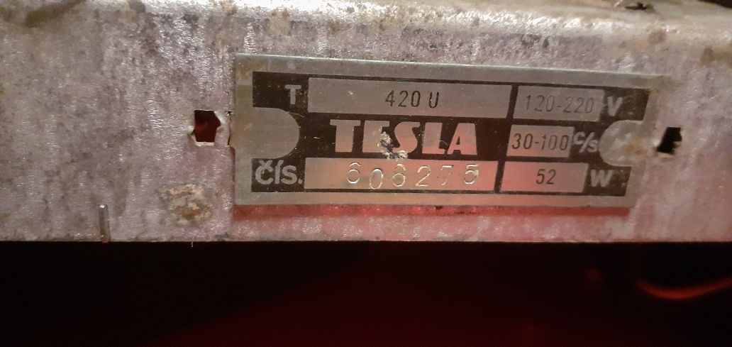 Radio Tesla 420U