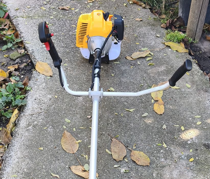Motocoasă/motocositoare noua 52 cc/4,7 cp