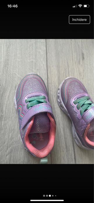 Sketchers pentru fetite