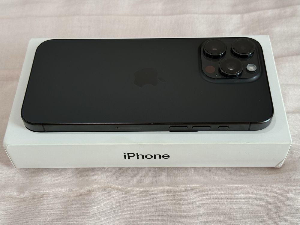 iPhone 15 Pro Max