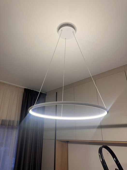 LED лампа за спалня