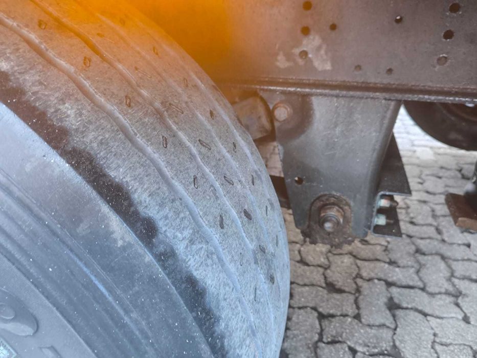 Remorca Schmitz 2008