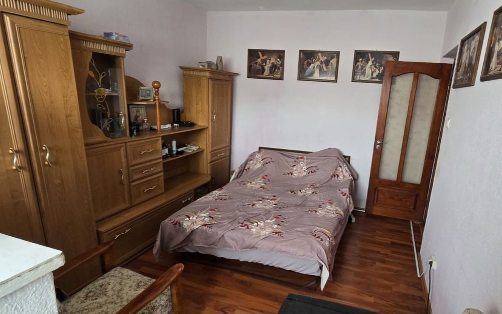 Apartament 2 camere.53 m.decomandat.Nasaud