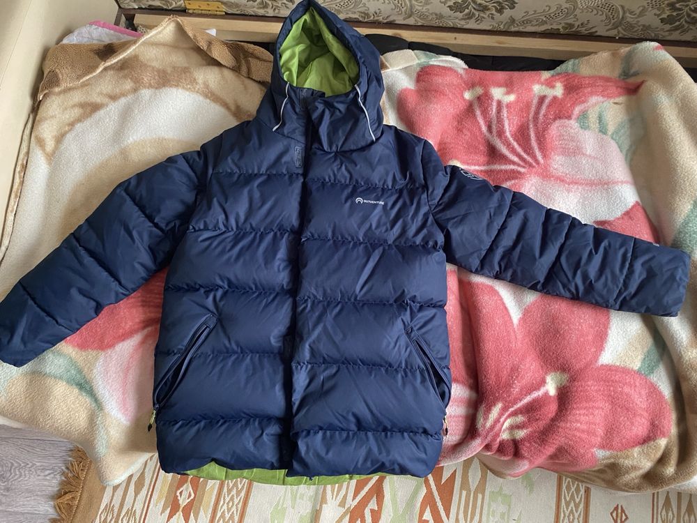 Продам зимнюю Куртку Outventure на рост 152-158