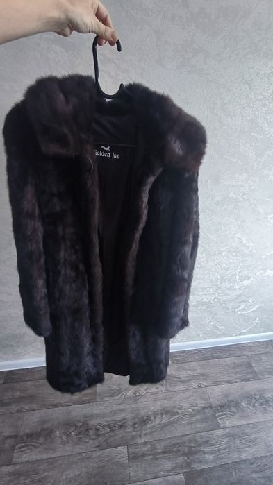Продам норковую шубу