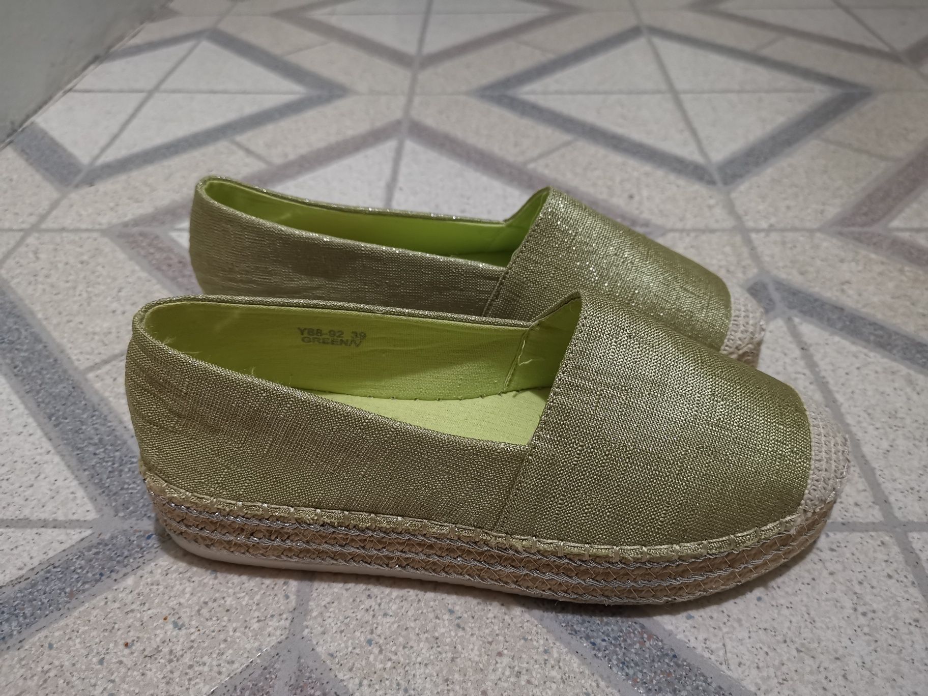 Дамски обувки зелени
