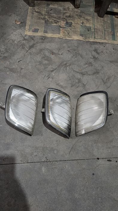Продам поворотники на Mercedes-Benz w124