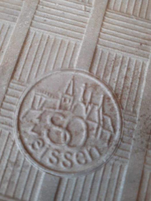 Vand suport faianta pt."lucruri incinse" deosebit