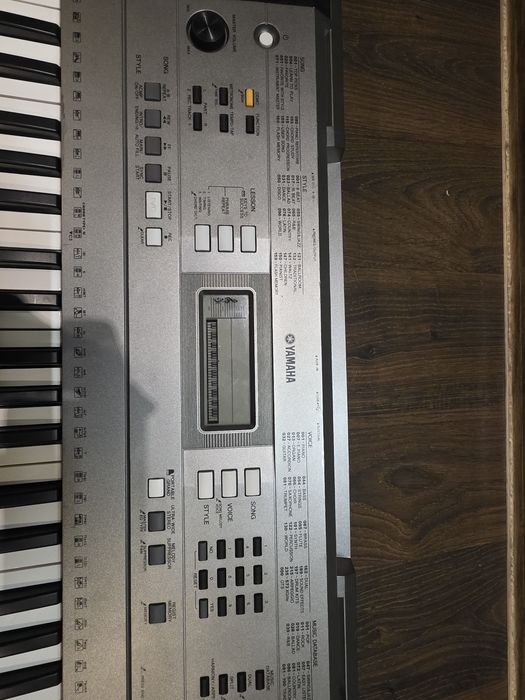 Пиано Yamaha PSR E353