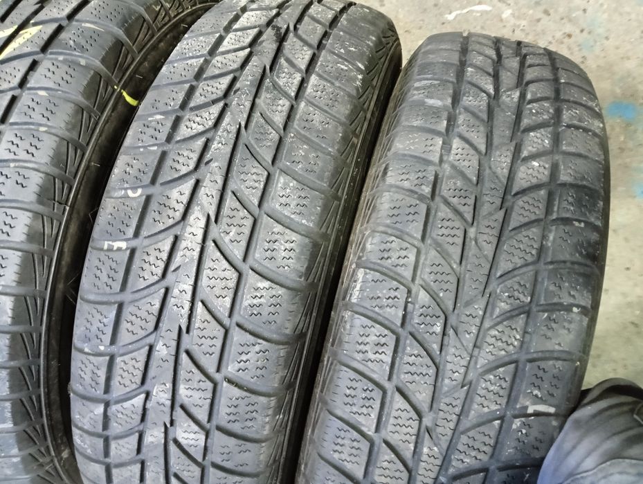 Anvelope iarna ms 195/70/15 hankook 2015 5.5-6mm