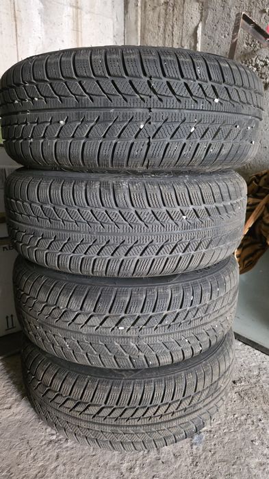 Гуми Зимни НОВИ.