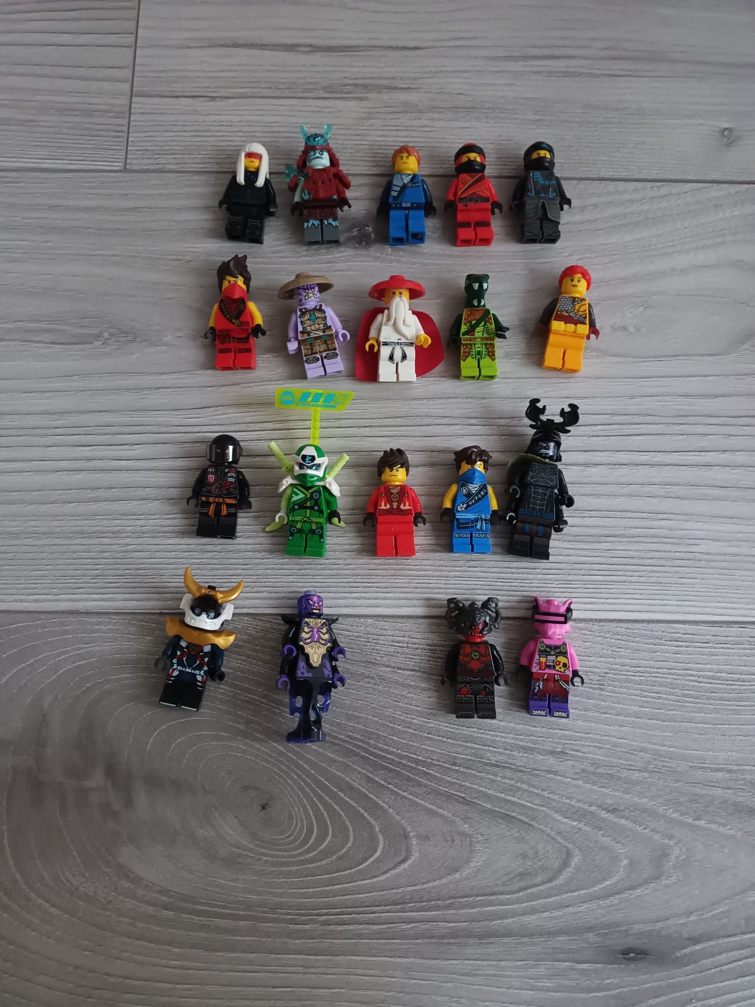 oameni lego ninjago 18 lei bucata