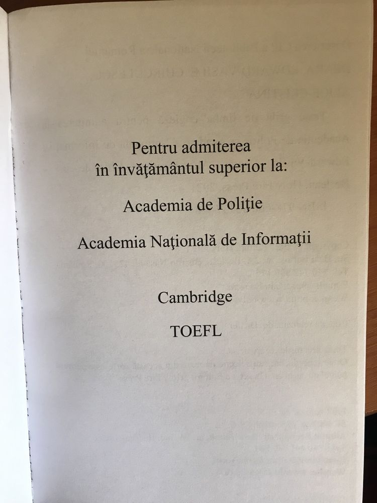 Carte cu teste pentru admiterea la poliție