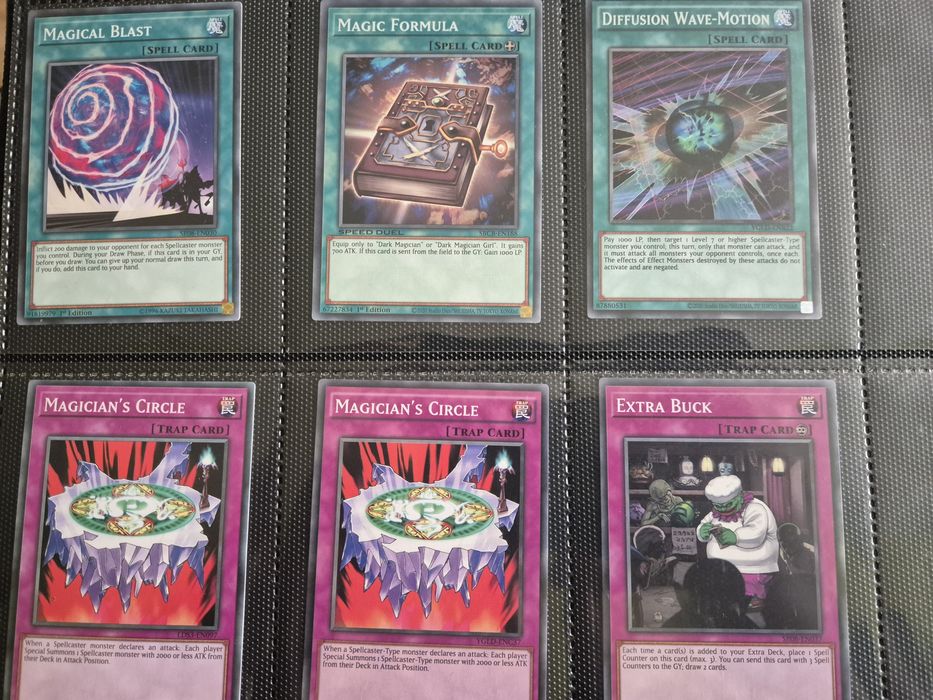Yu-Gi-Oh Dark Magician карти