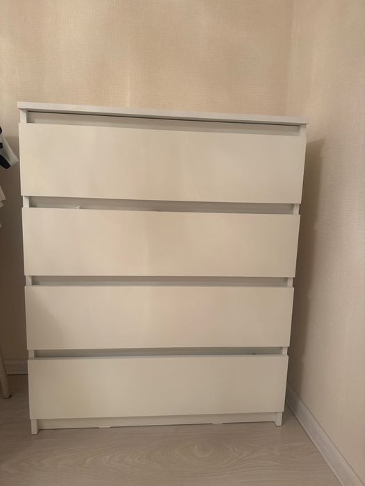 Продам комод новый , белый