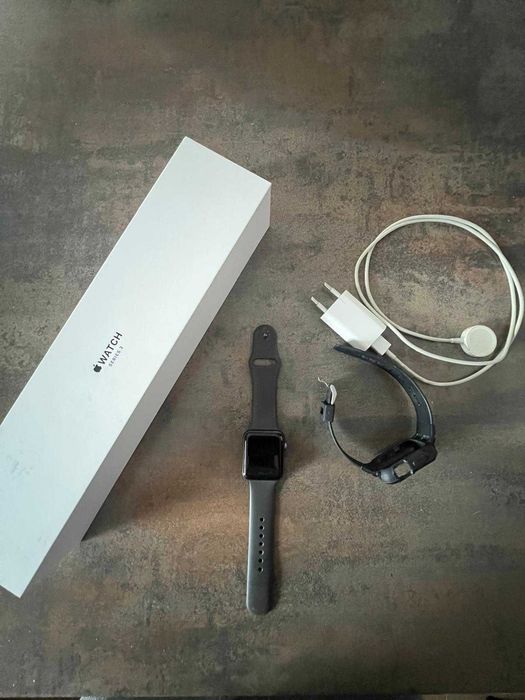 Apple Watch Series 3 42mm Space Grey Full box