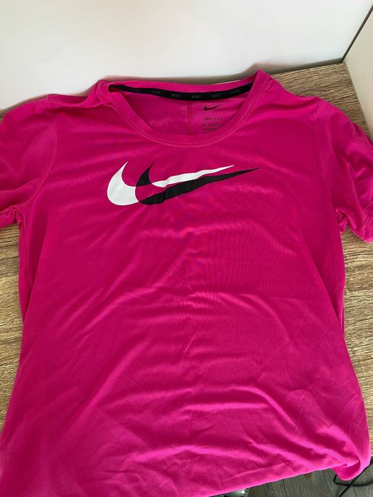 Нови дамски дрехи Nike / H&M / Bershka / Local Heroes / Bark