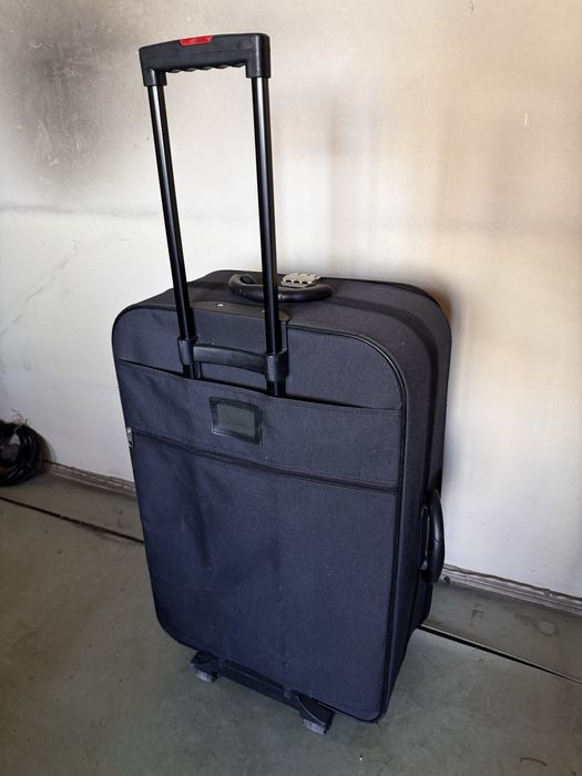 Valiza neagra XL extensibila Mirano stare buna