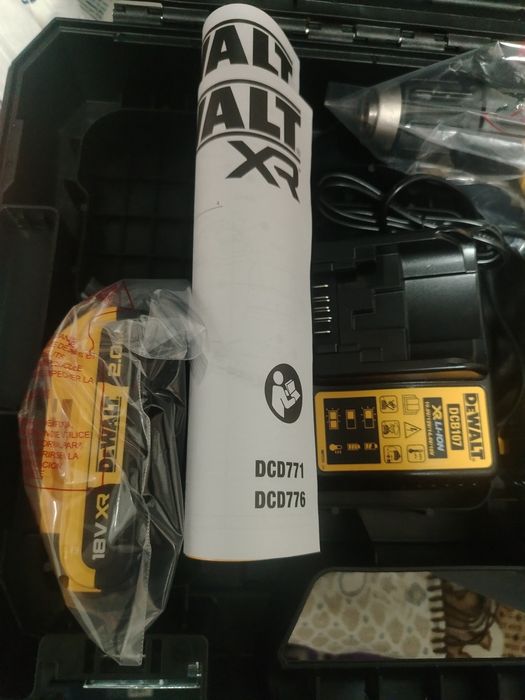 Scule Bosch DeWalt pachet promo