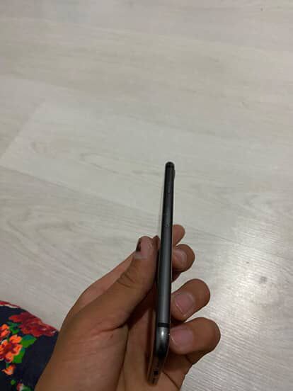 Iphone 8 64 gb xolati yaxshio