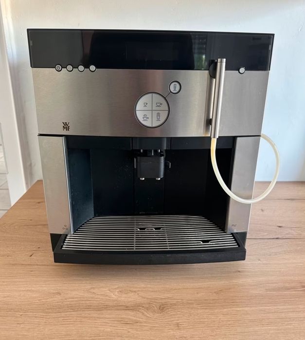Кафемашина WMF 1000 кафеавтомат на зърна