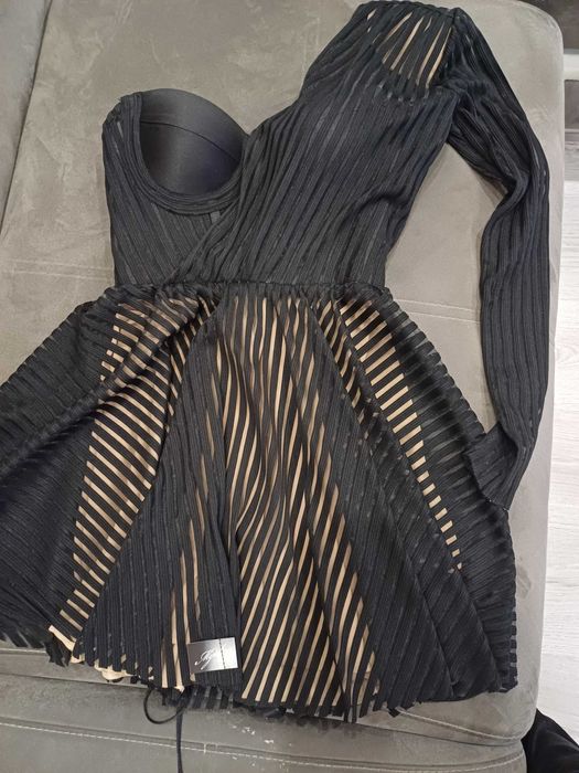 Елегантна рокля на български бранд