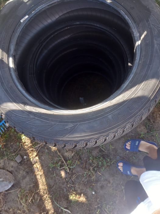 Vând cauciucuri iarna