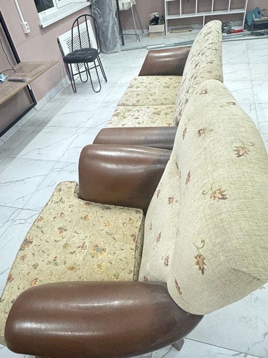 Шикарный комлект   диван и 2 кресла   istikbal