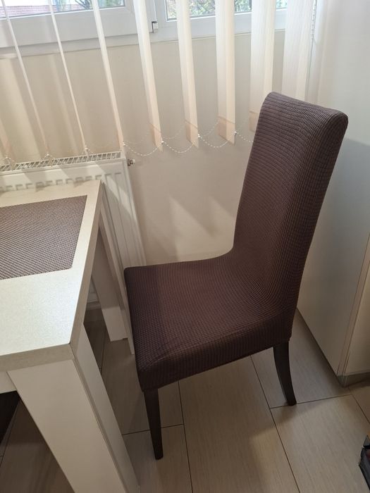 Lot 4 scaune bucatarie/ living / sufragerie